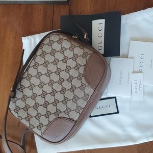 Like new Gucci Bree Crossbody bag